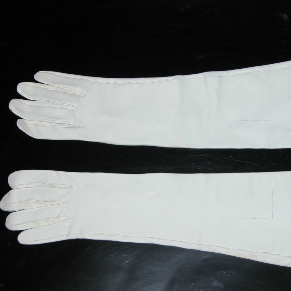 Buttery Soft Leather Vintage Gloves Off White Sz 7 - Picture 1 of 7
